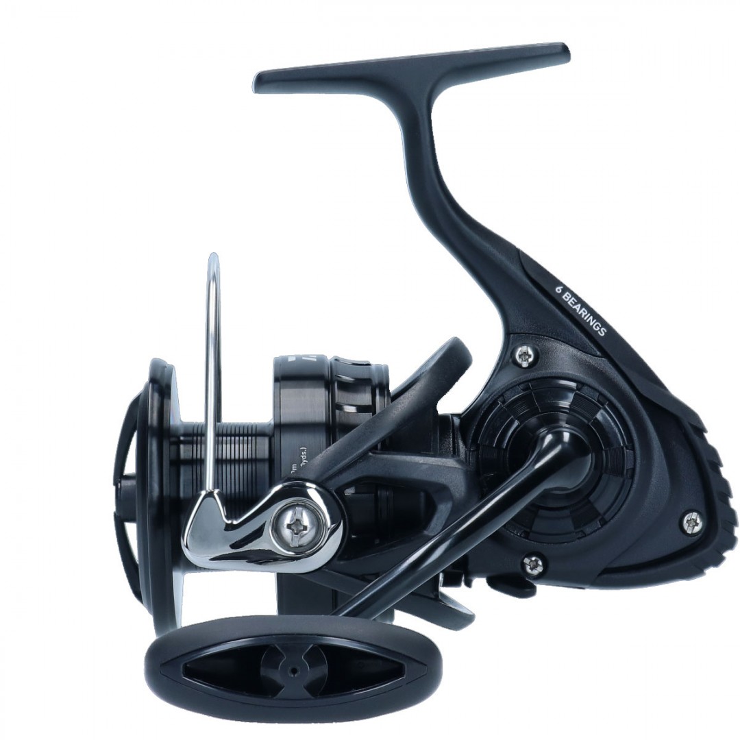 Mulinello Daiwa BG Black Lt 5000 cxh spinning in mare spinning offshore